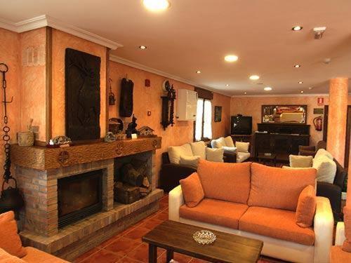מסטאס דה קון Hotel & Spa Villa De Mestas מראה חיצוני תמונה