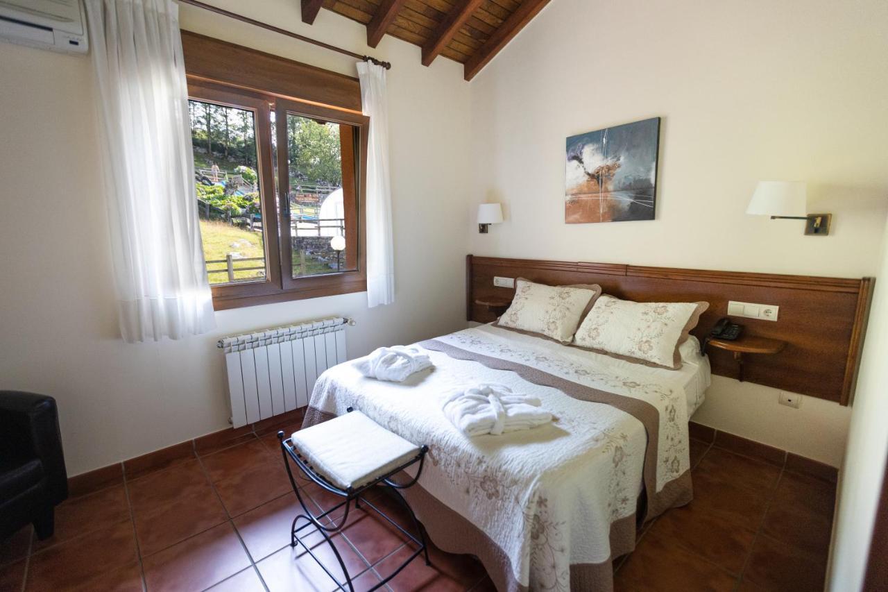 מסטאס דה קון Hotel & Spa Villa De Mestas מראה חיצוני תמונה