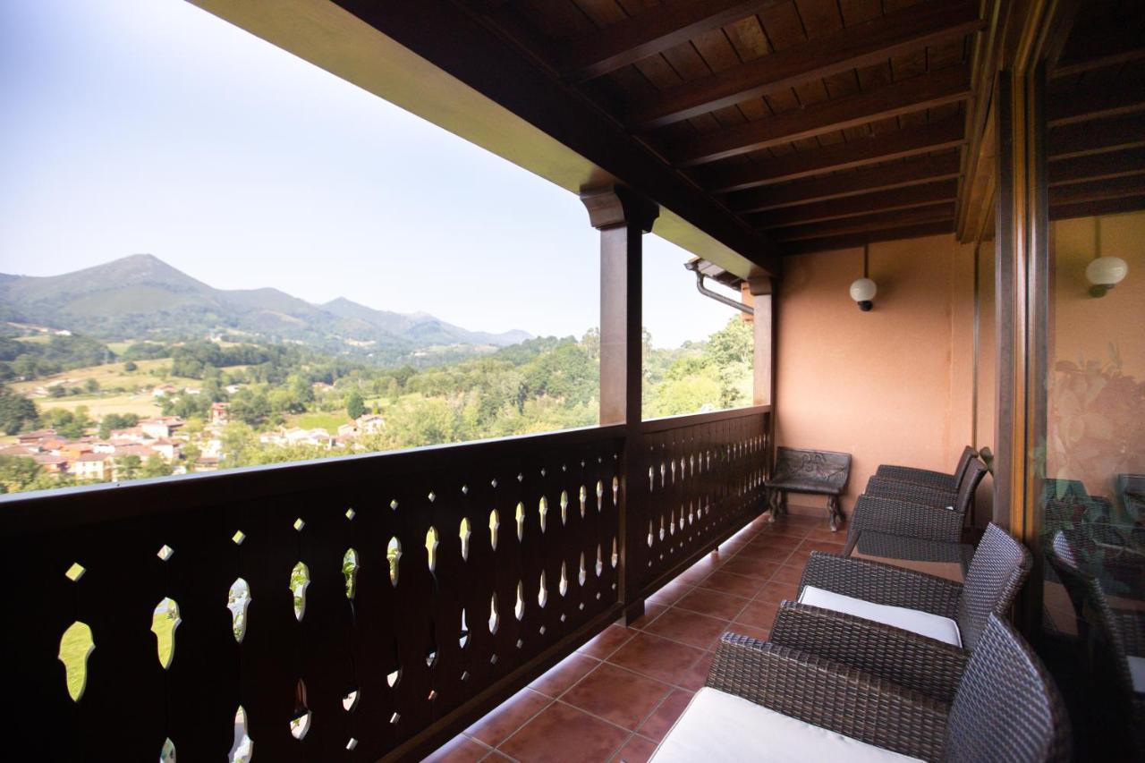 מסטאס דה קון Hotel & Spa Villa De Mestas מראה חיצוני תמונה